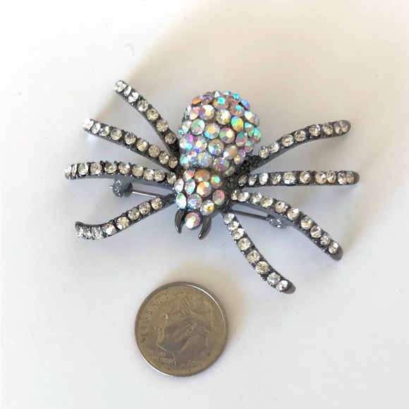 Bejeweled Spider Brooch/Pin - Picture 2 of 3